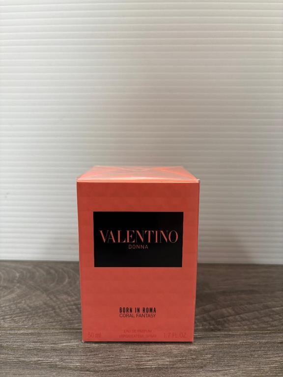 Valentino Donna Born in Roma Coral Fantasy EDP Spray